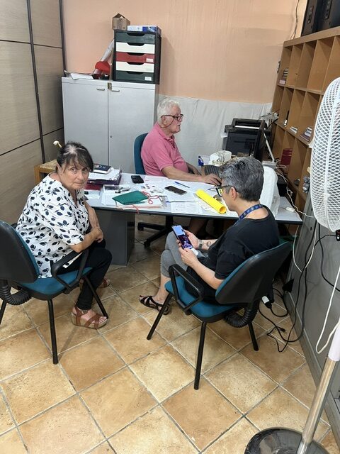 Volontari di Oltre Protezione Civile durante un'attività sul territorio