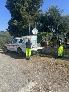 Volontari di Oltre Protezione Civile impegnati in un'attività sul territorio