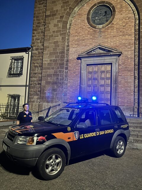 Mezzo e attrezzature di Oltre Protezione Civile per gli interventi sul territorio