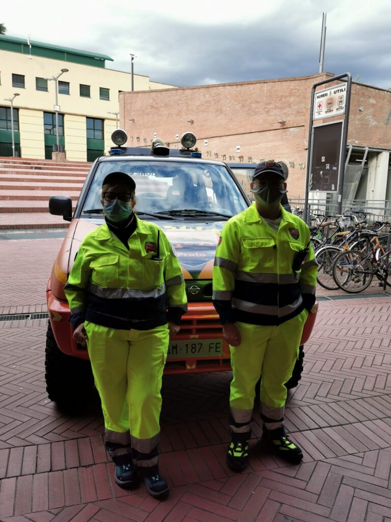 Volontari di Oltre Protezione Civile impegnati nelle attivit&agrave; operative